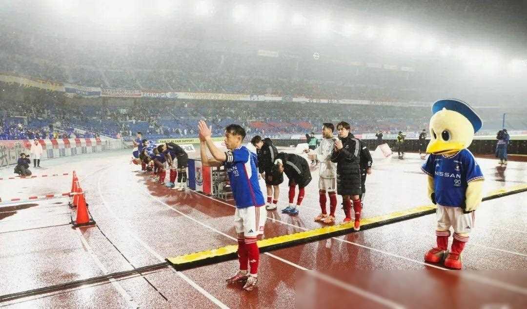 神户胜利船横滨水手：日职争霸燃情上演的简单介绍