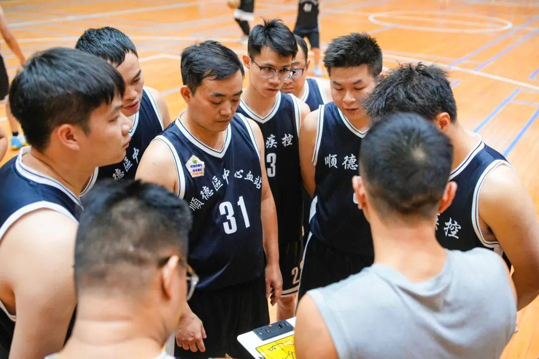 青少年国际精英赛事集结，球场风云再掀的简单介绍